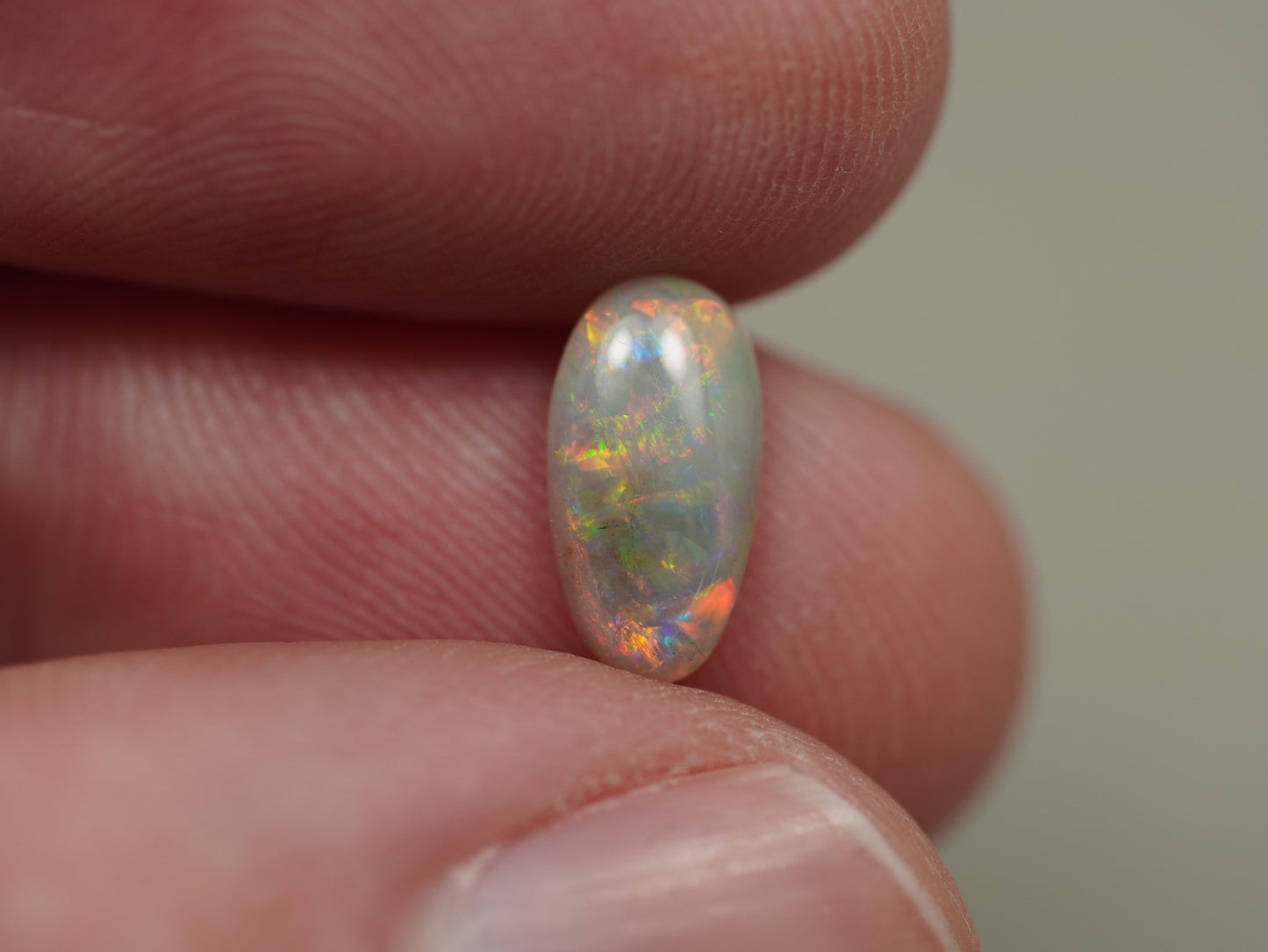 Light Opal BLH443