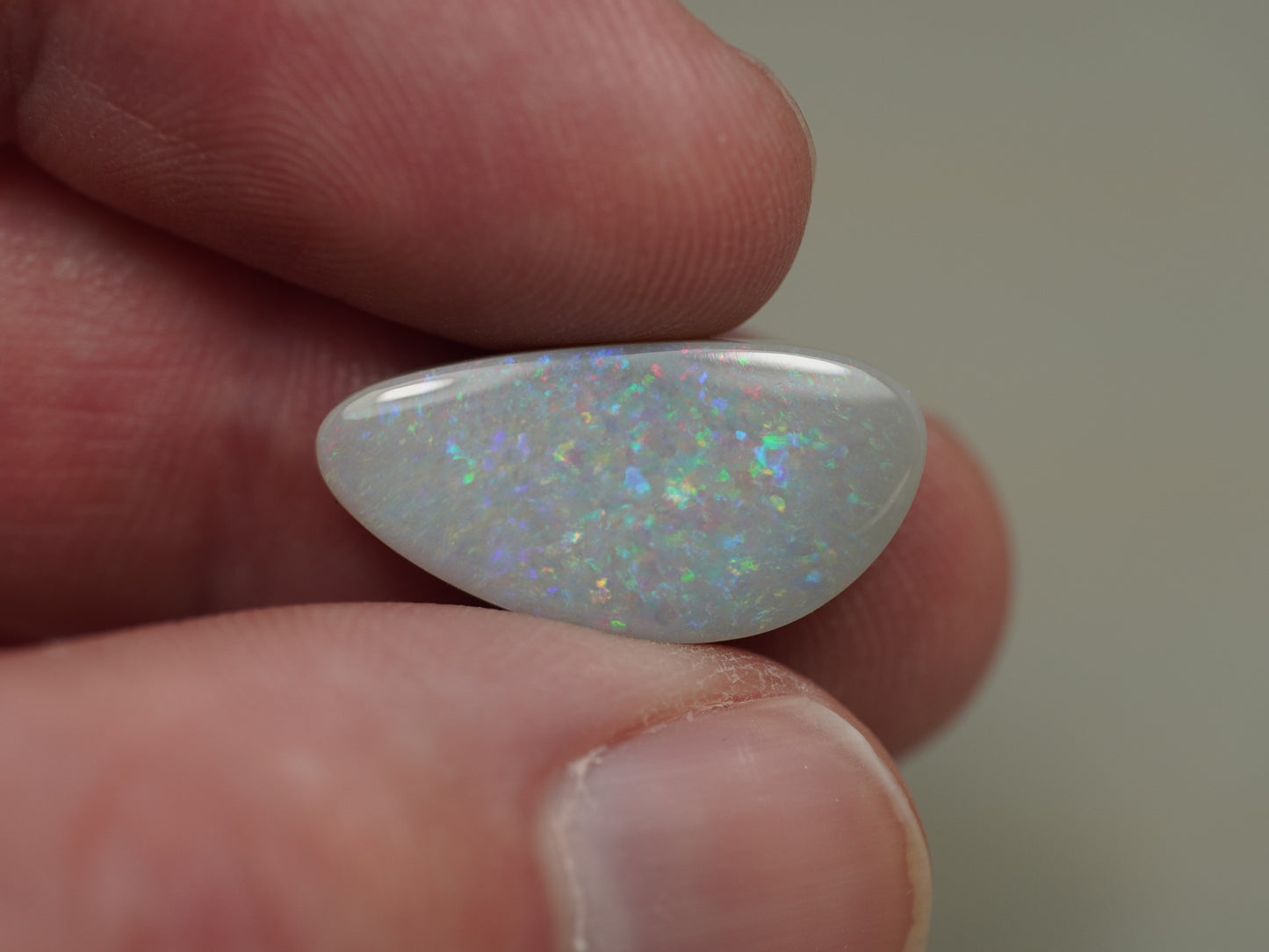 Light Opal CCO559