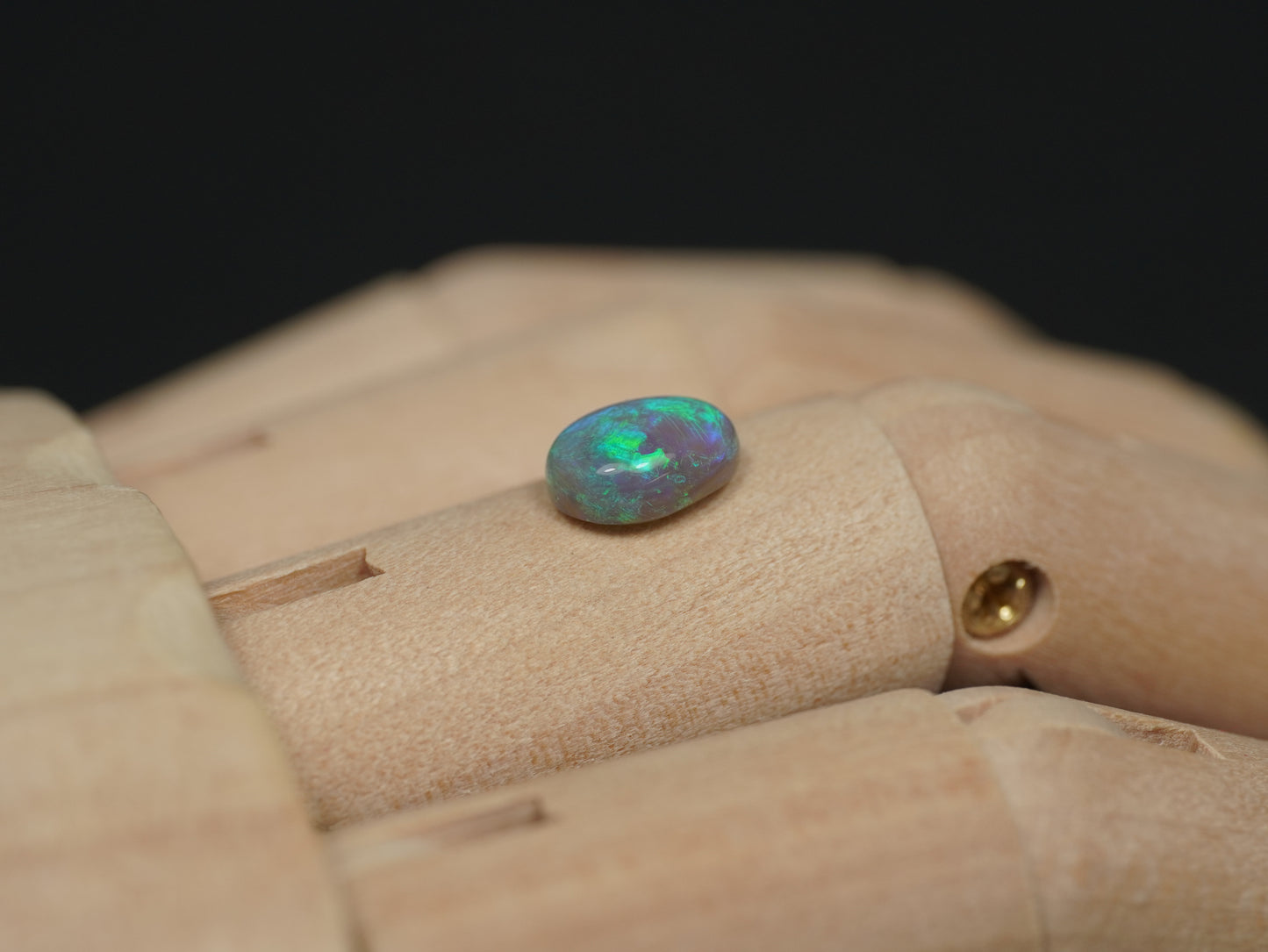 Dark Crystal Opal CJC674