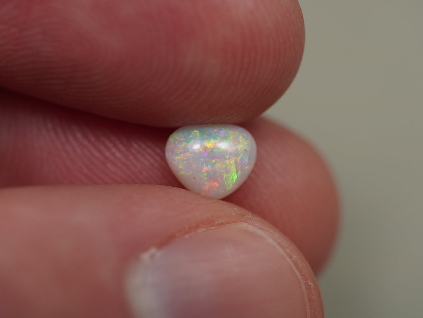 Light Opal BNB507
