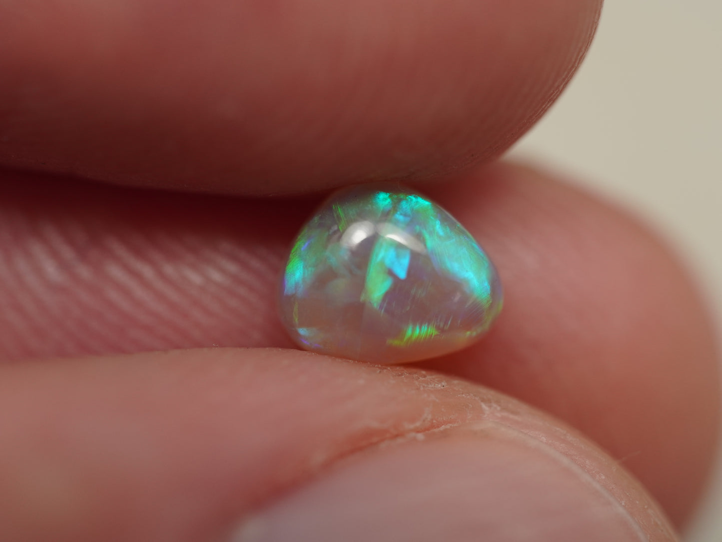 Dunkler Kristallopal DKL800 Paar