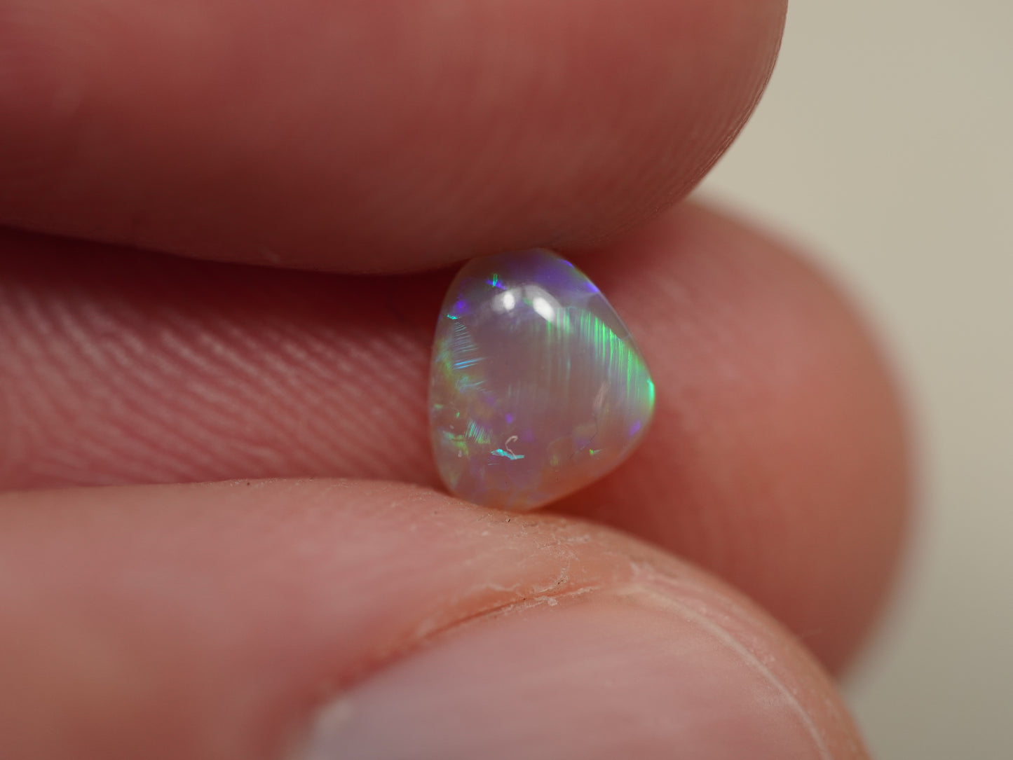 Dunkler Kristallopal DKL800 Paar