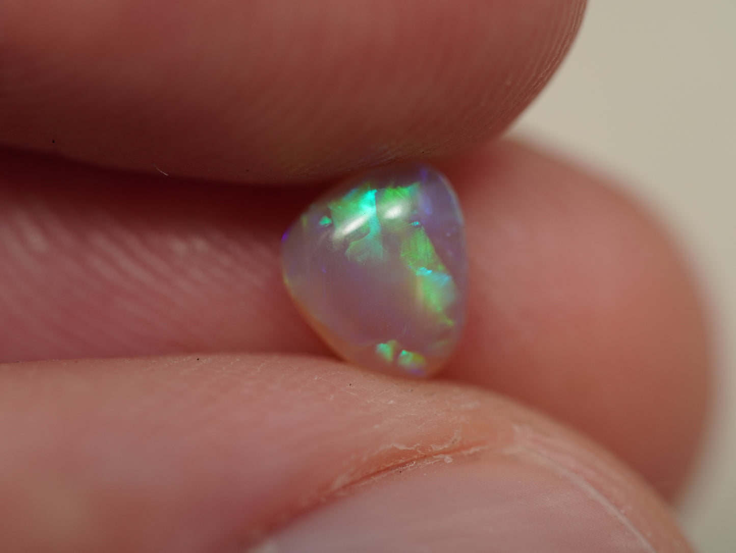 Dunkler Kristallopal DKL800 Paar