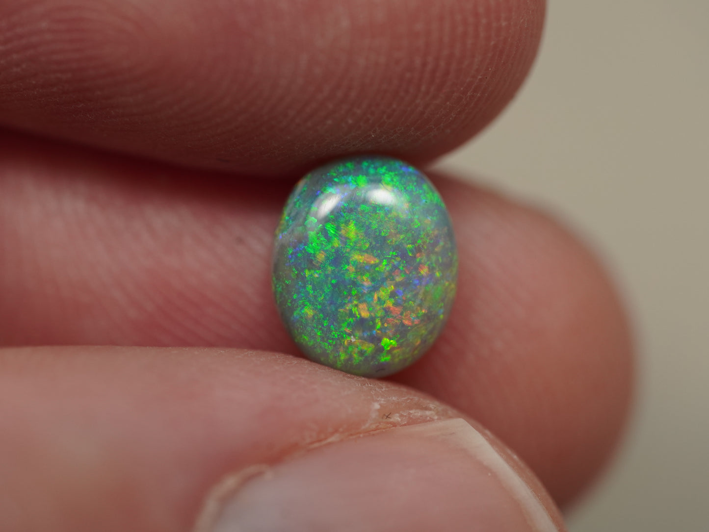 Dunkler Kristallopal DQS837