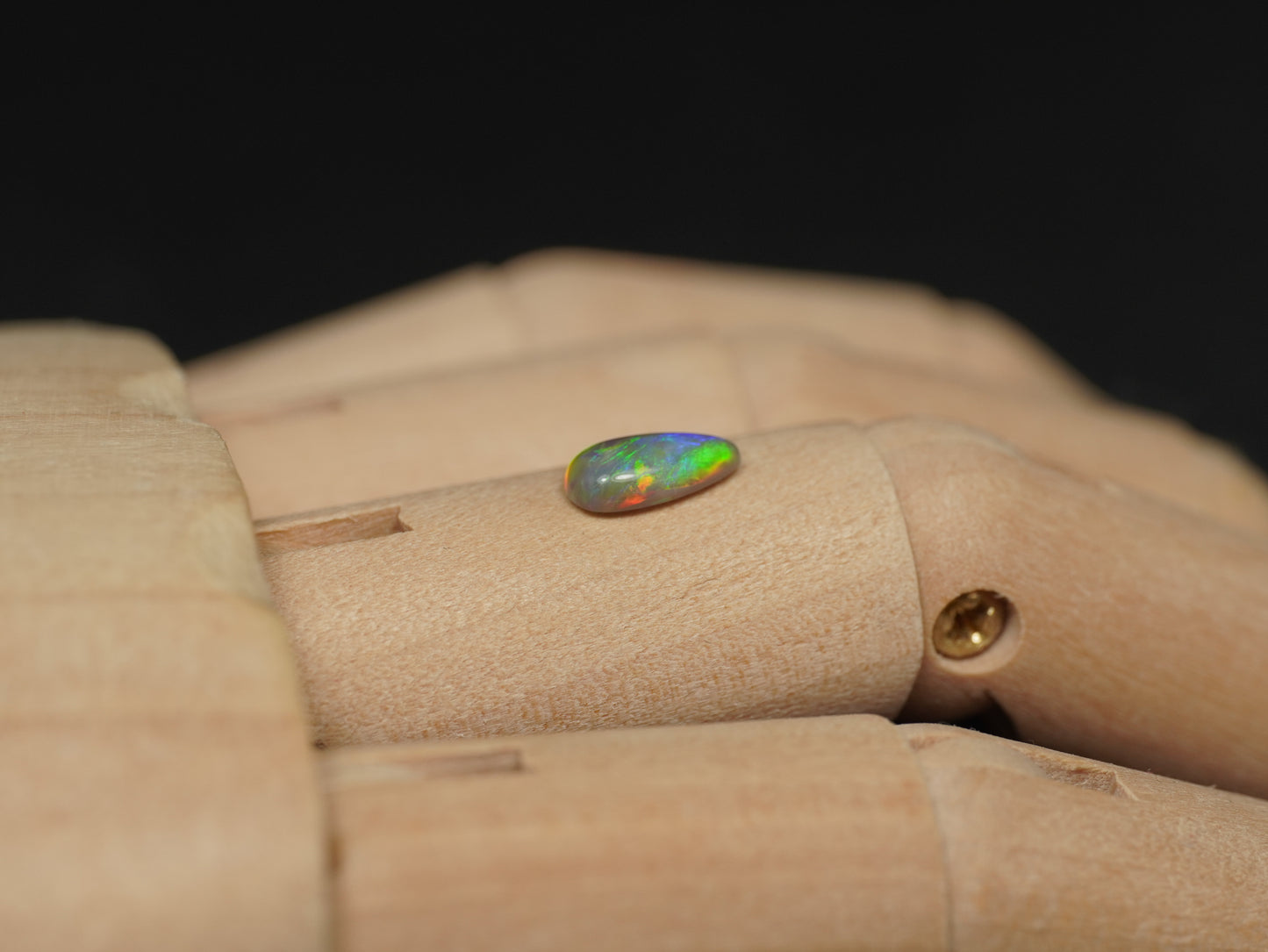 Dark Crystal Opal DSS854