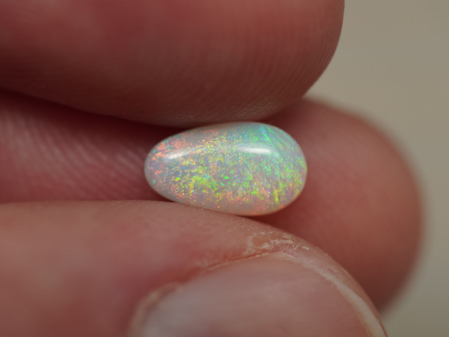 Light Opal DEB827