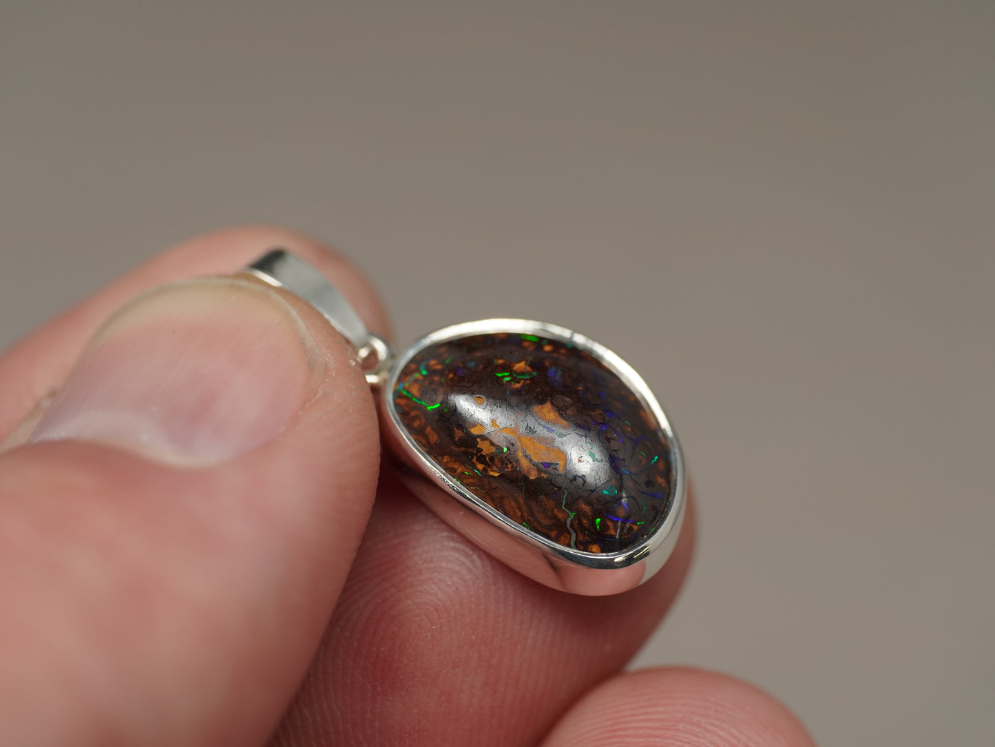 Boulder Opal pendant silver CGT698