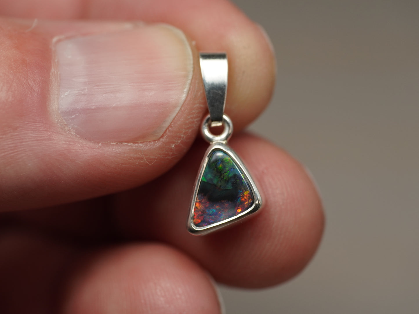 Black Opal pendant silver DEB01