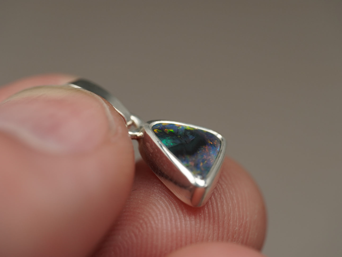 Black Opal pendant silver DEB01