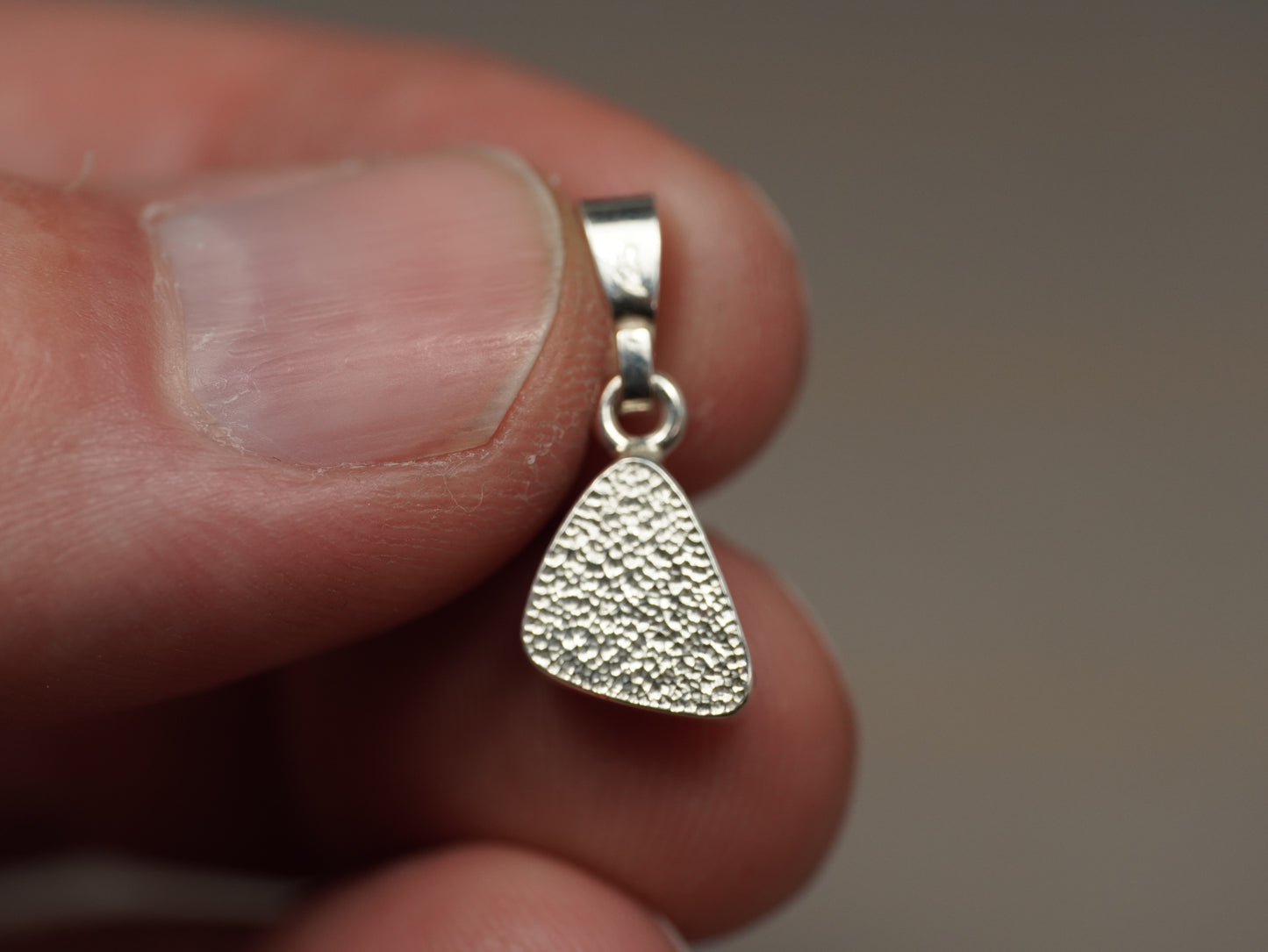 Black Opal pendant silver DEB01