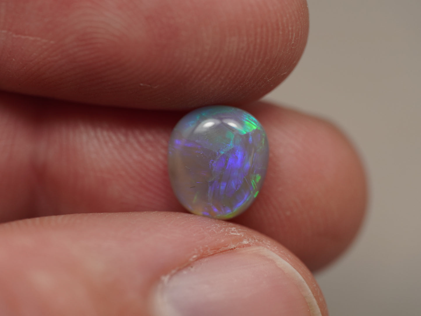 Dunkler Kristallopal DRH872