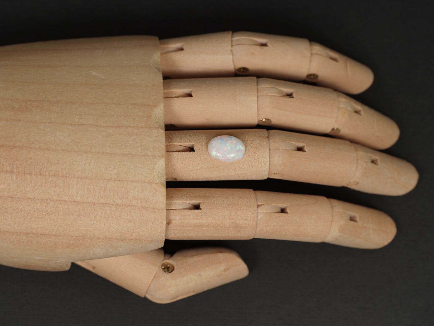 Light Opal EBV878