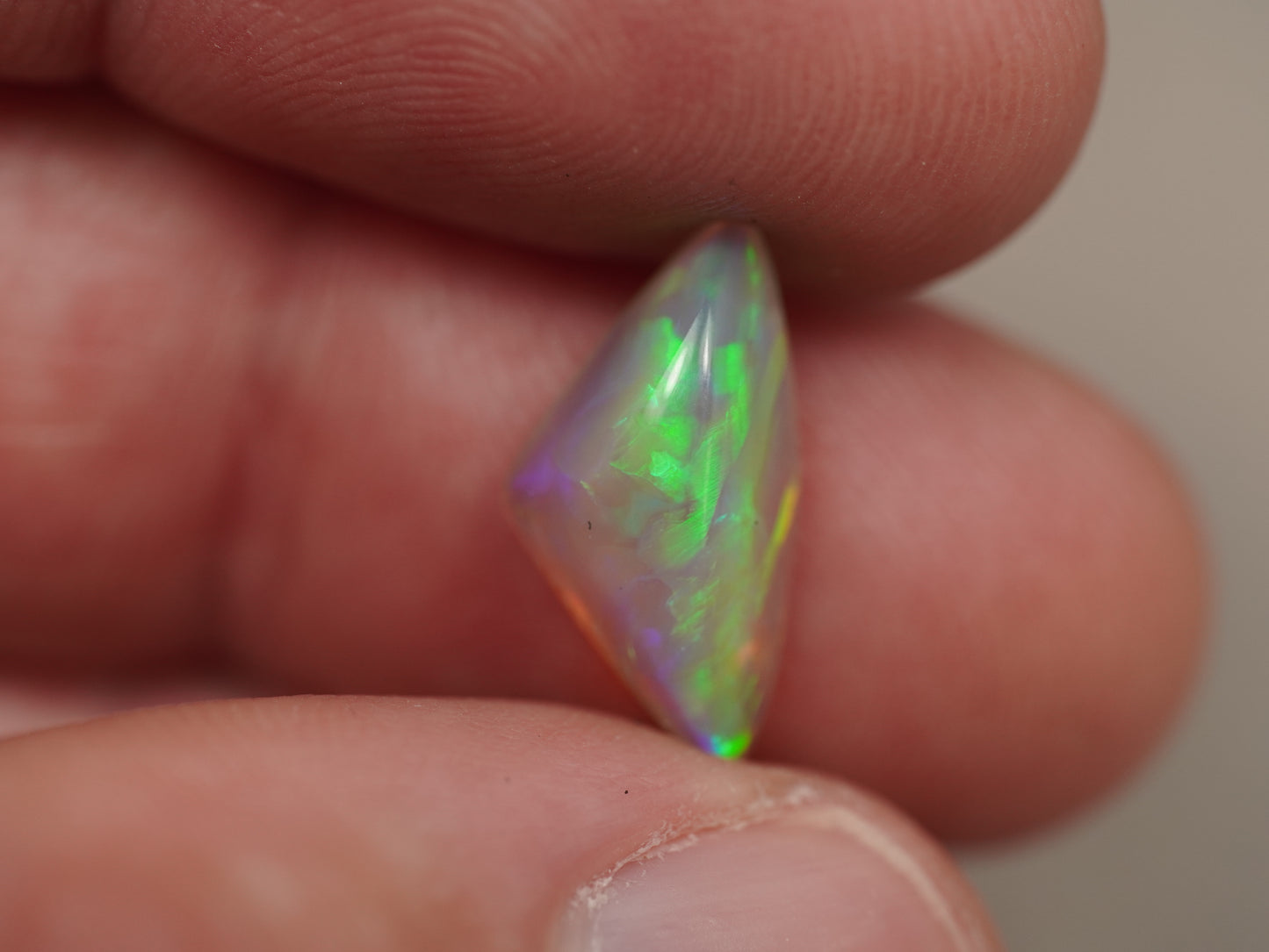 Crystal Opal EBV876