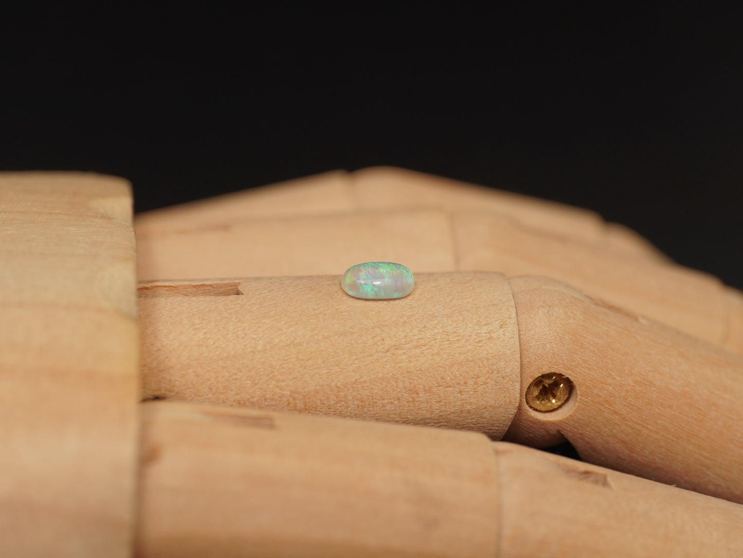 Crystal Opal DHS906
