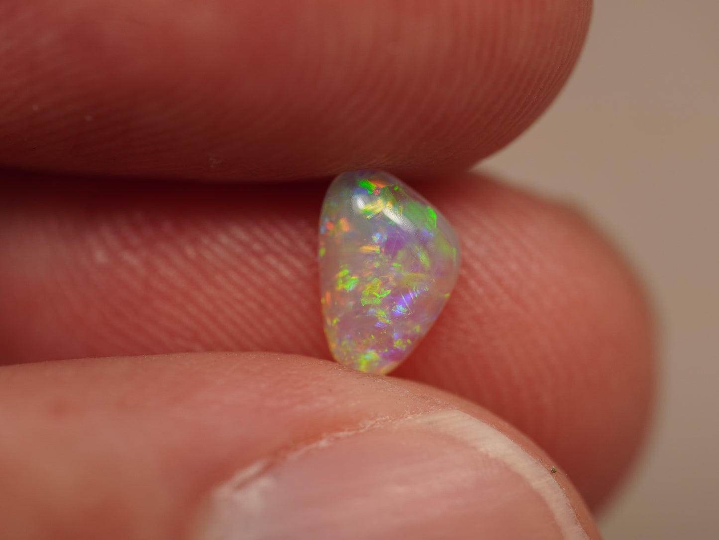 Crystal Opal DQS910