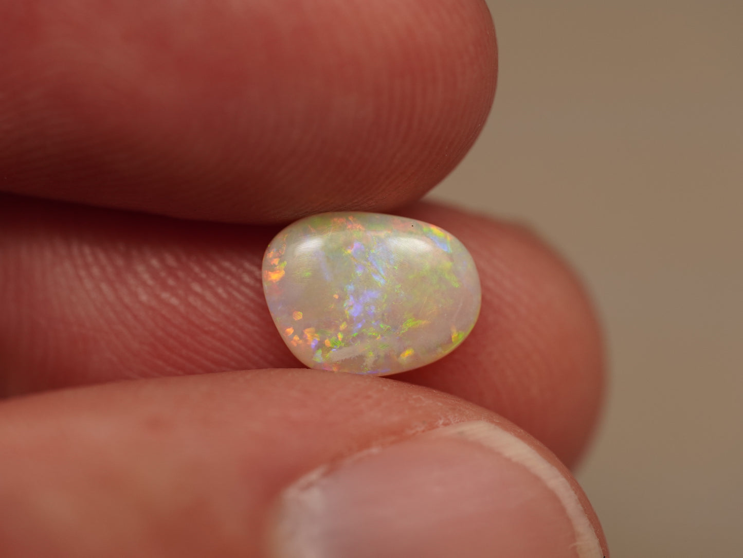 Light Opal DHS904