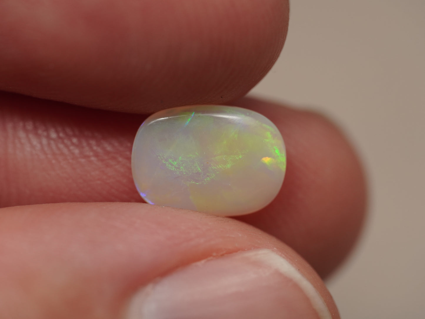 Light Opal EDK920