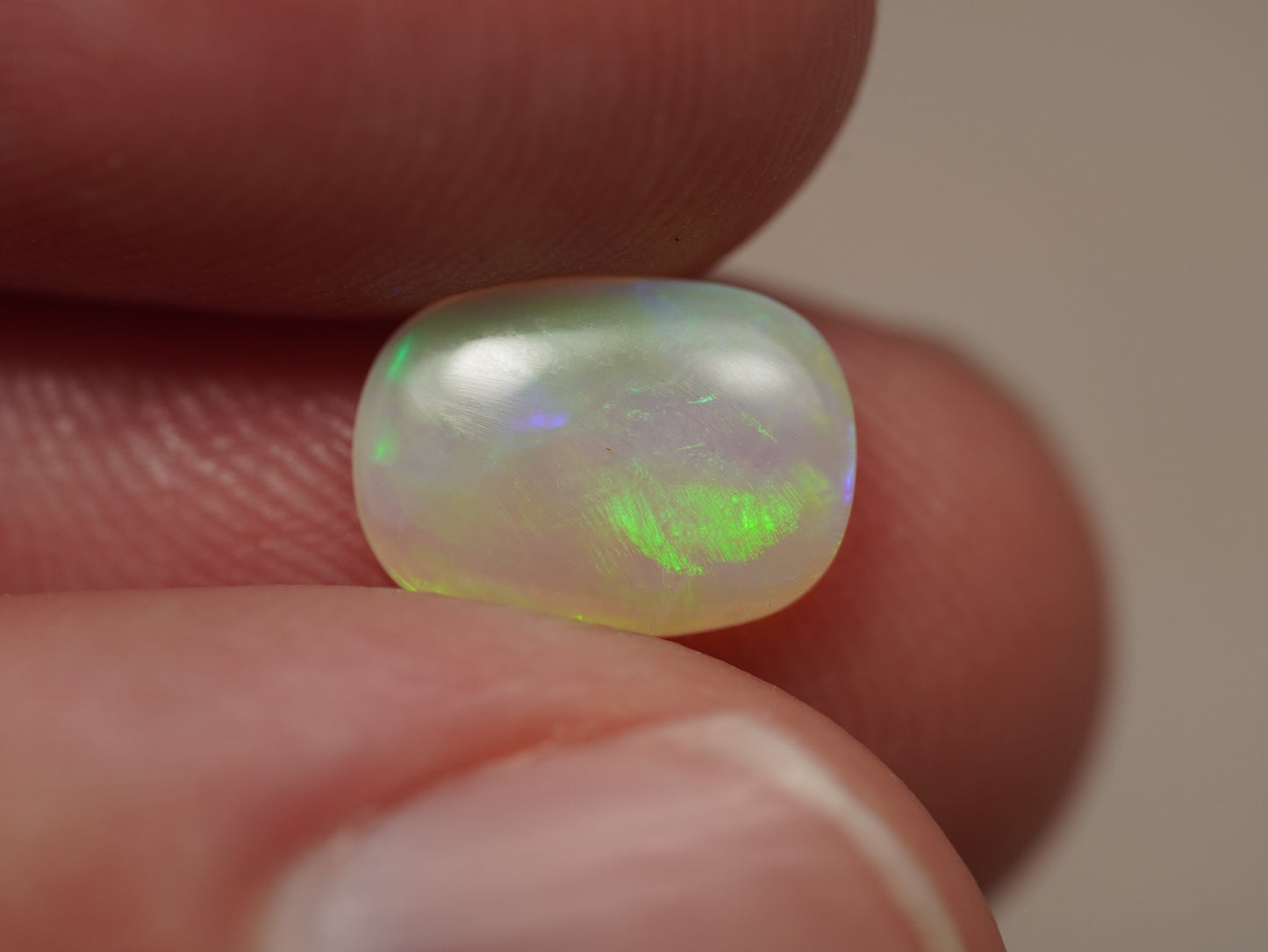 Light Opal EDK920