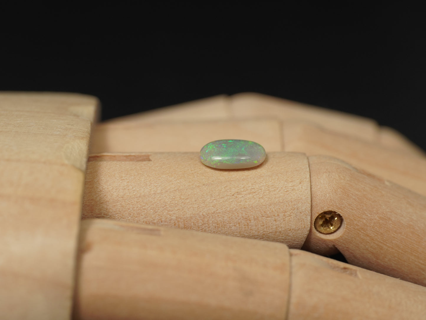 Light Opal EDK931