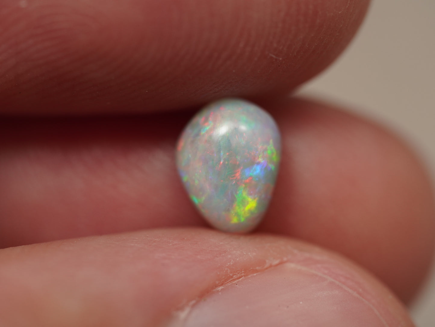 Light Opal EDK944