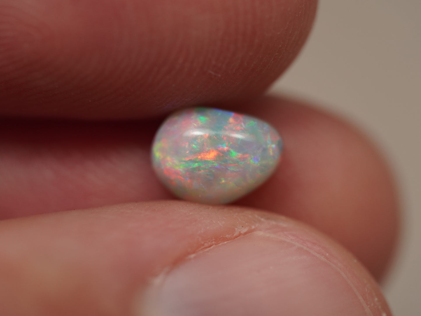 Light Opal EDK944