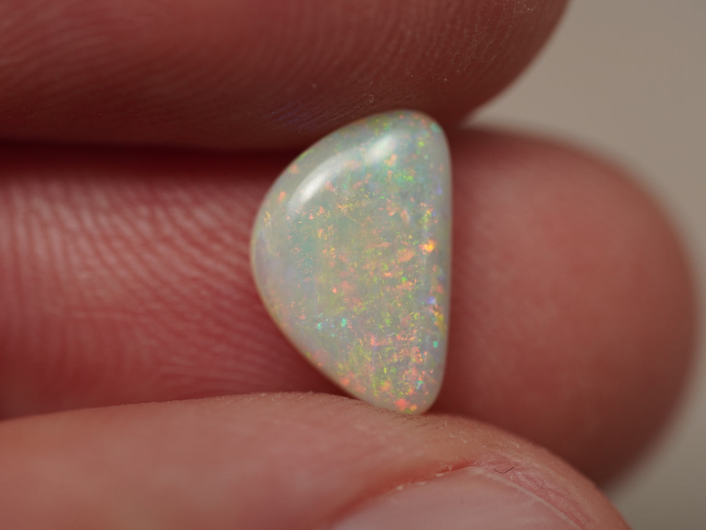 Light Opal EDK945