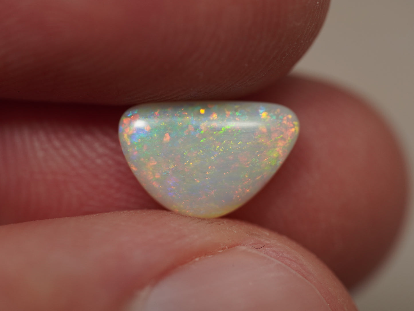 Light Opal EDK945
