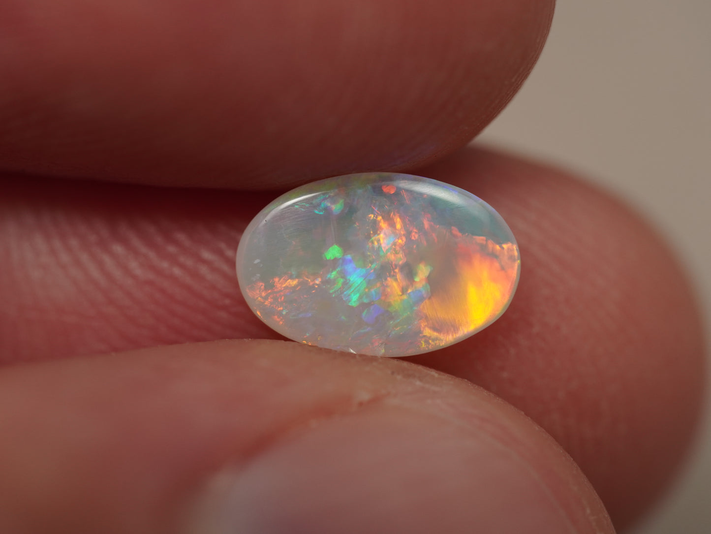 Light Opal EDK949