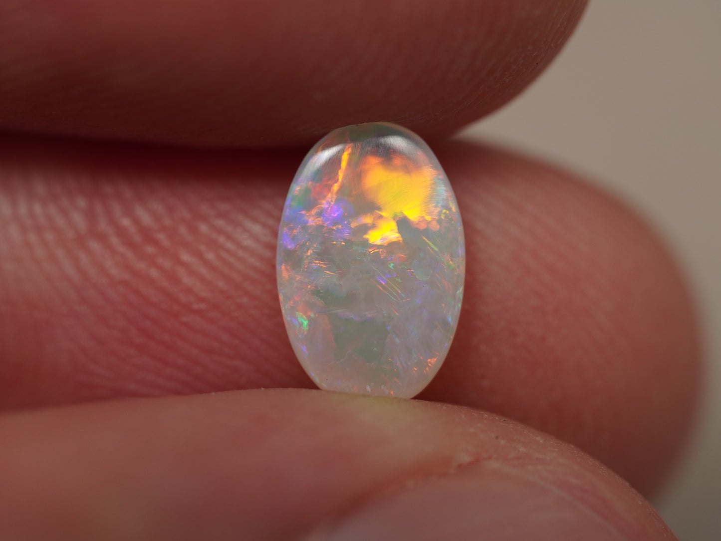 Light Opal EDK949