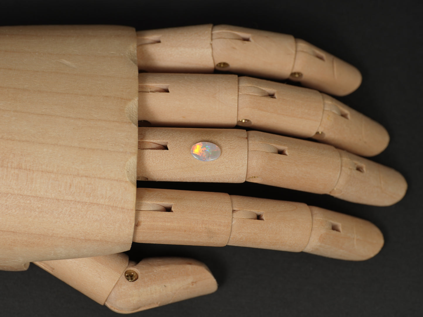 Light Opal EDK949