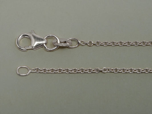 Necklaces to choose with a pendant