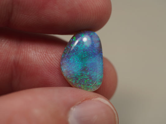 Opale de cristal foncé DFL745