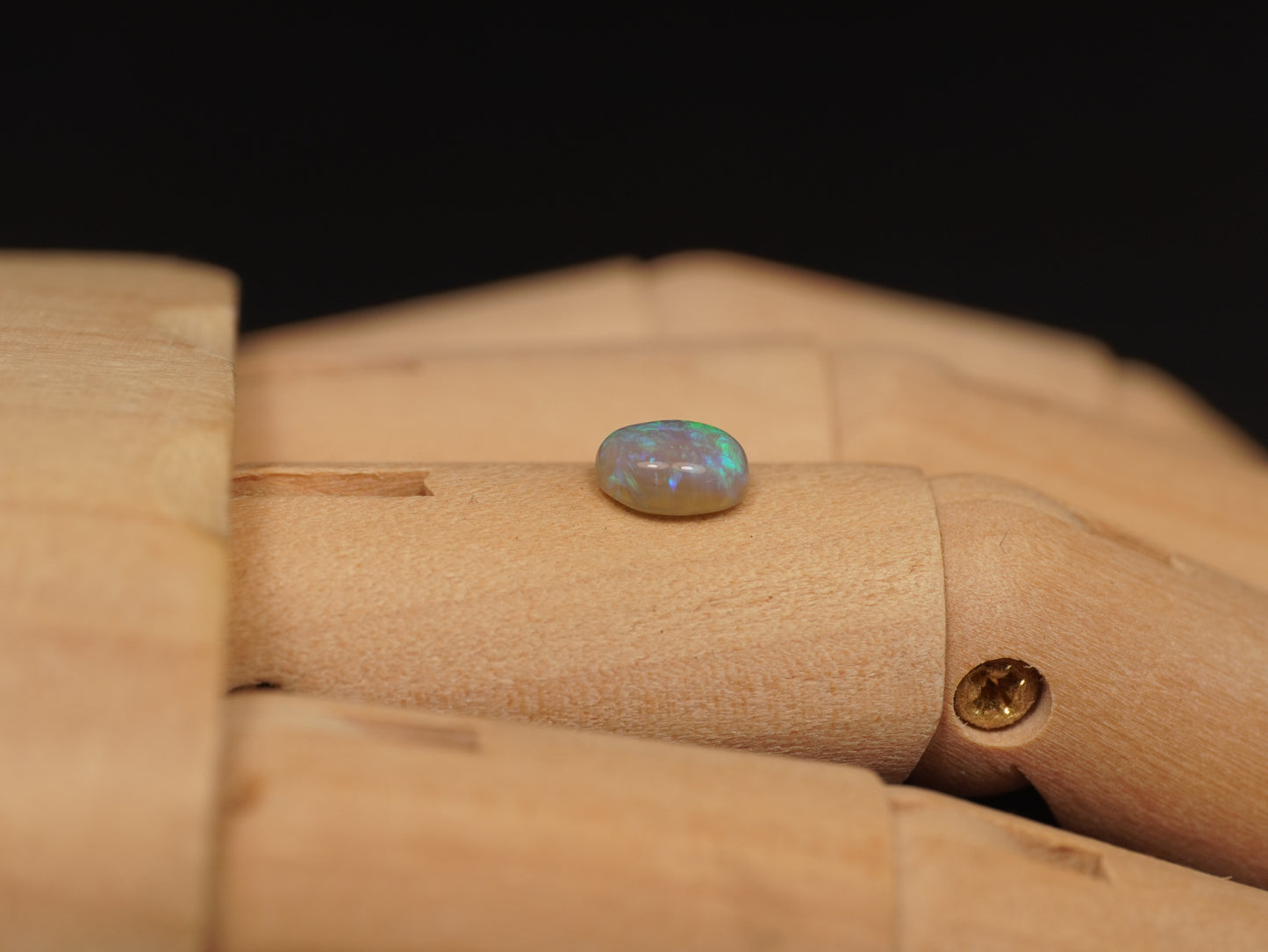 Crystal Opal DHS903