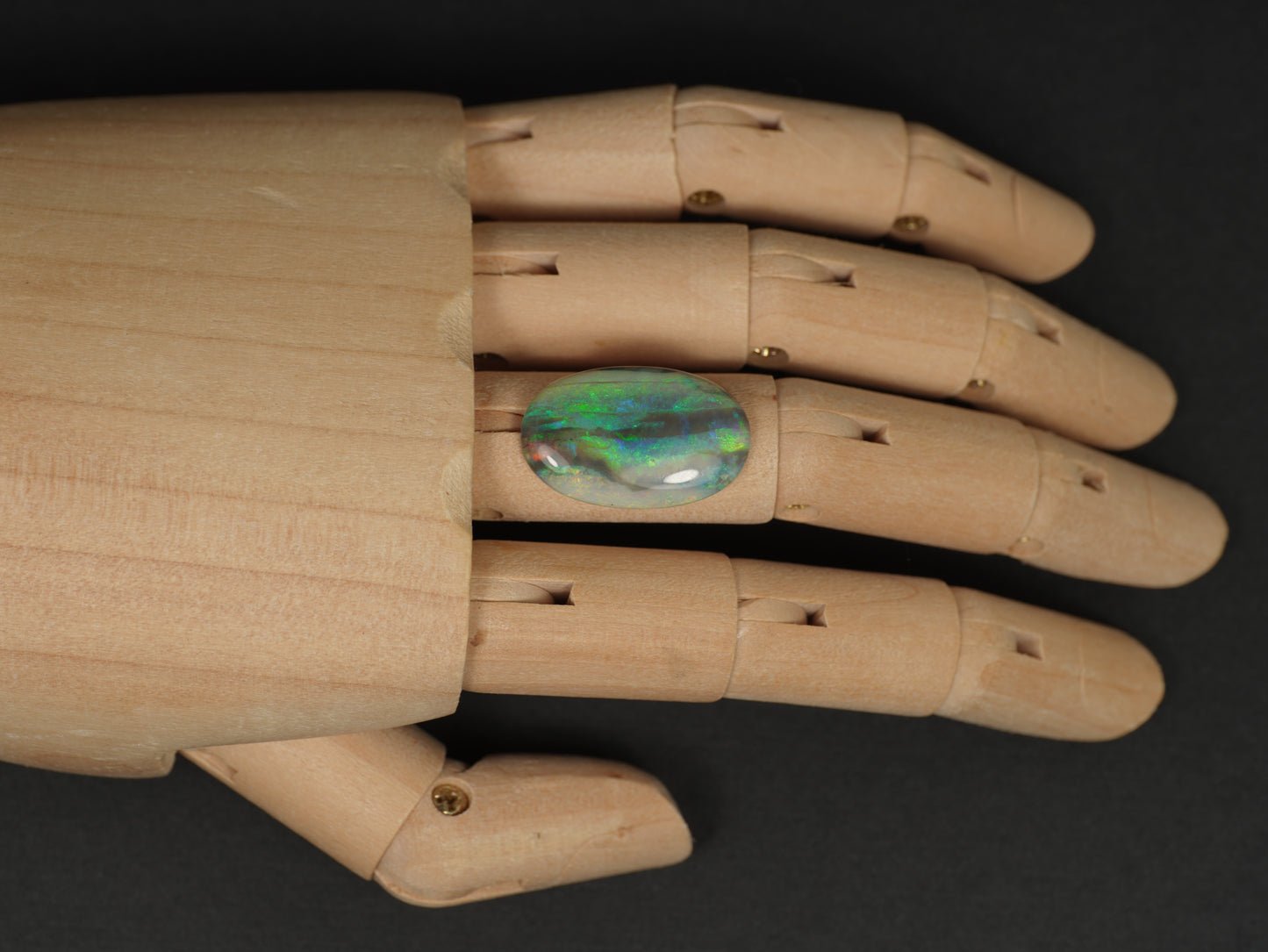 Dark Crystal Opal EFS957